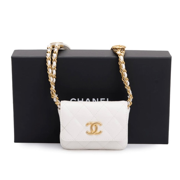 CHANEL 2022 FLAP CHAIN BAG - Picture 2 of 7